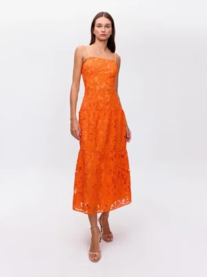 Terracota Orange – vestido con vuelo naranja bordado – mioh